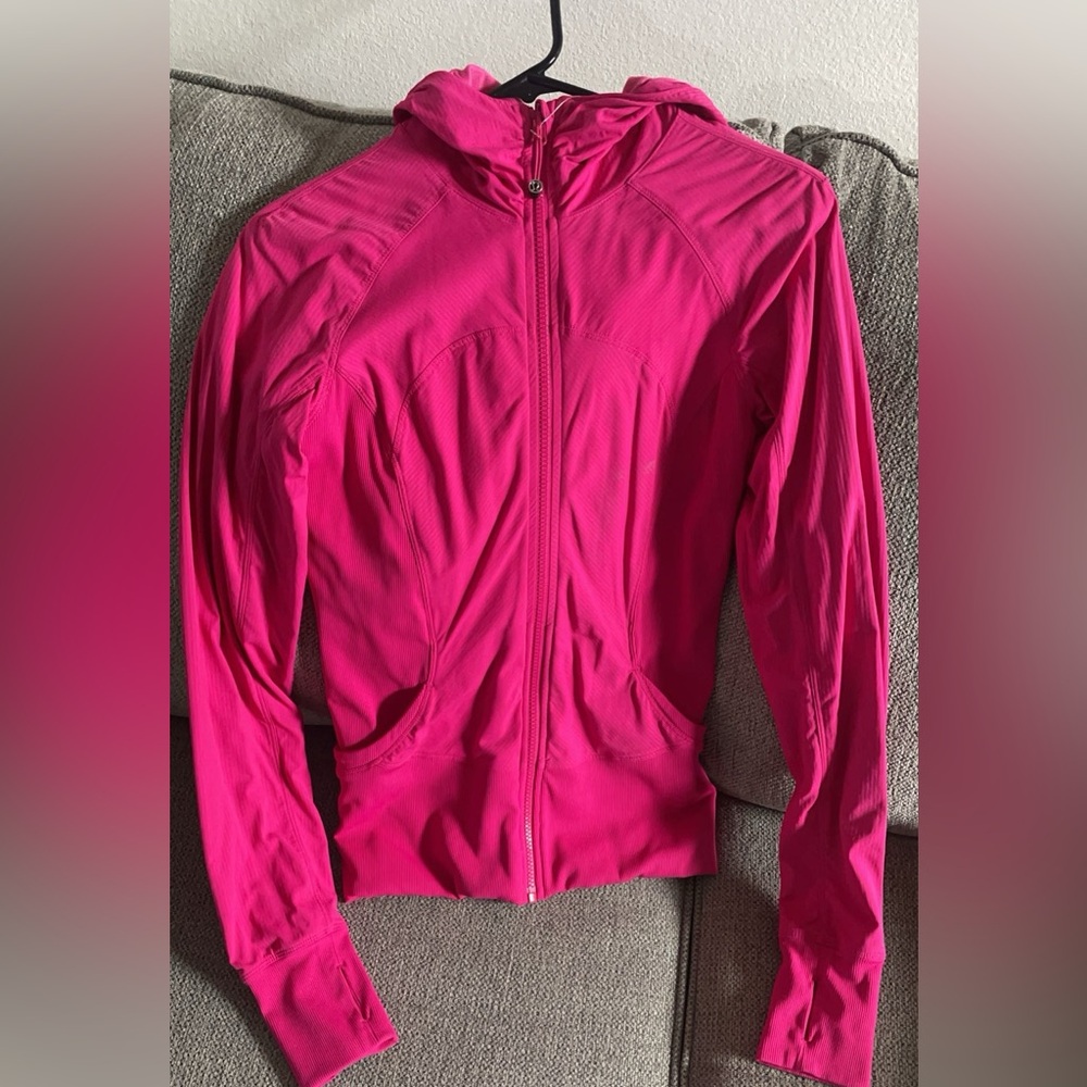 Lululemon jacket with hoodie - Picture 6 of 6